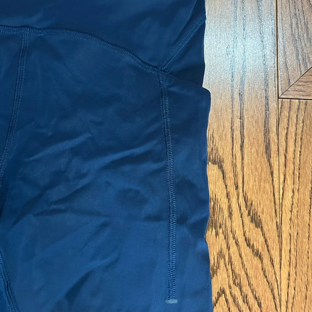 Lululemon power thru leggings 25in size 6 - Picture 2 of 5